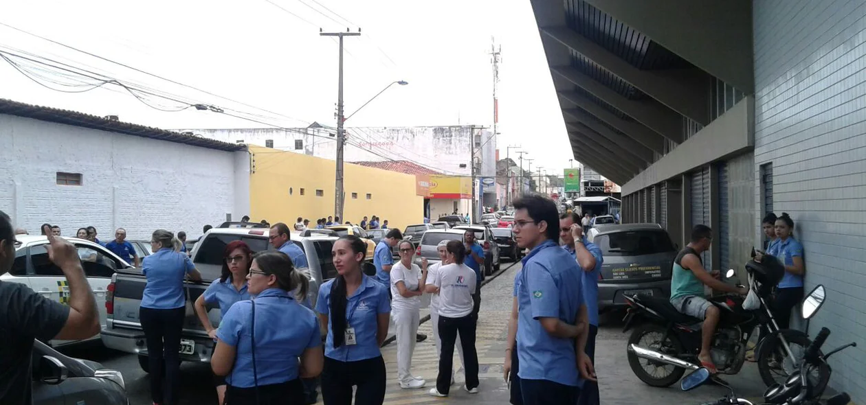 Tremor no chão causa espanto em Teresina