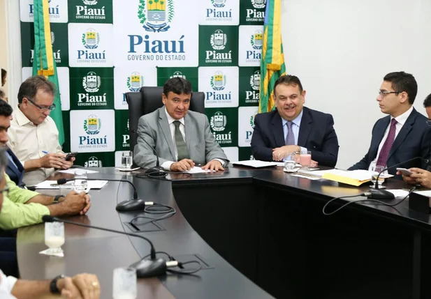 Deputado Silas Freire foi convidado pelo governador Wellington Dias