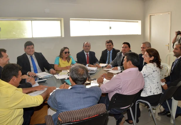 Vereadores decidem as comissões permanentes da Câmara de Picos