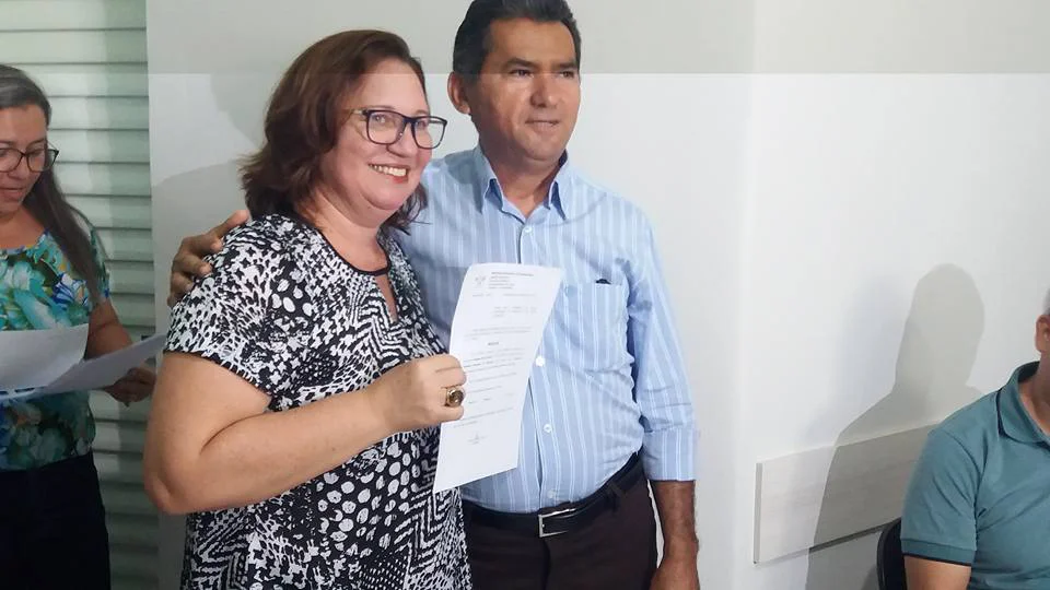 Bete Aguiar, secretária de Educação.jpg