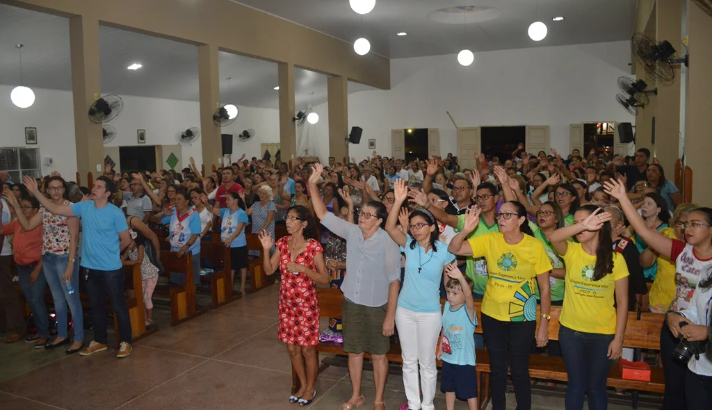 Fiés participam da celebração