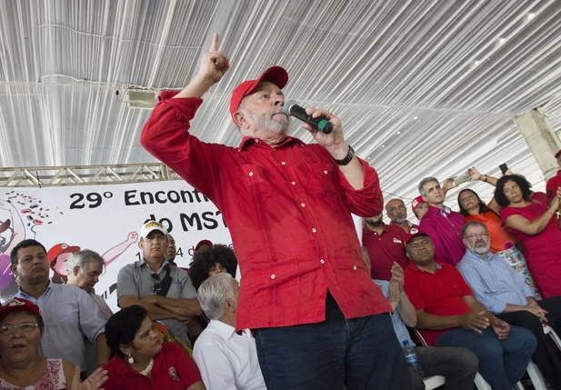 Lula em evento do MST,  Salvador-BA