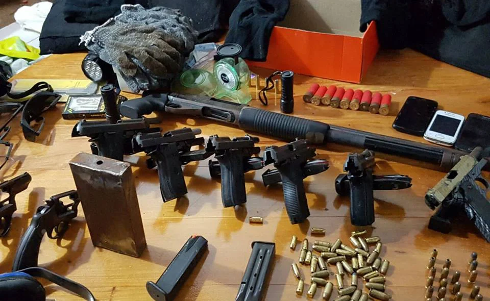 Armas e objetos apreendidos em Parnaíba