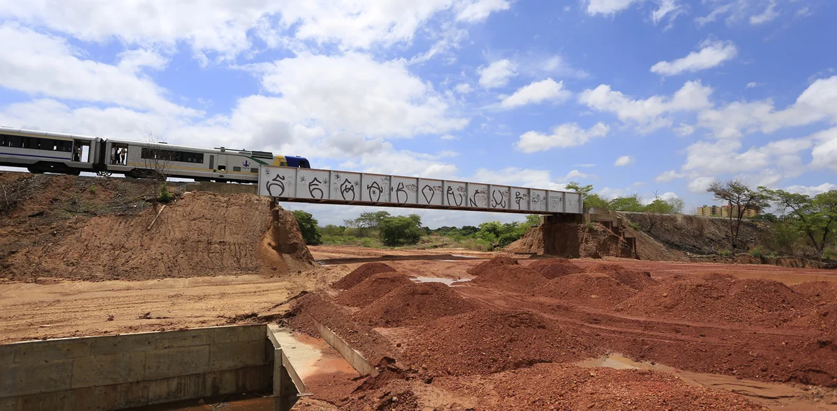 Obra da Avenida Cajuína