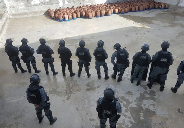  Batalhão de Operações Especiais controla rebelião em Natal