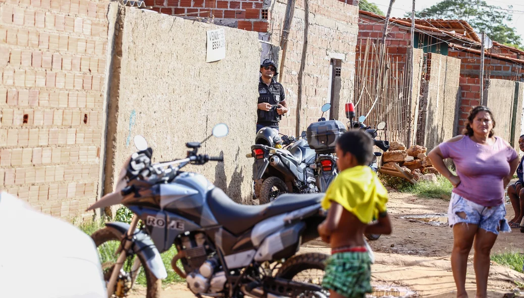 Polícia Militar estoura boca de fumo 