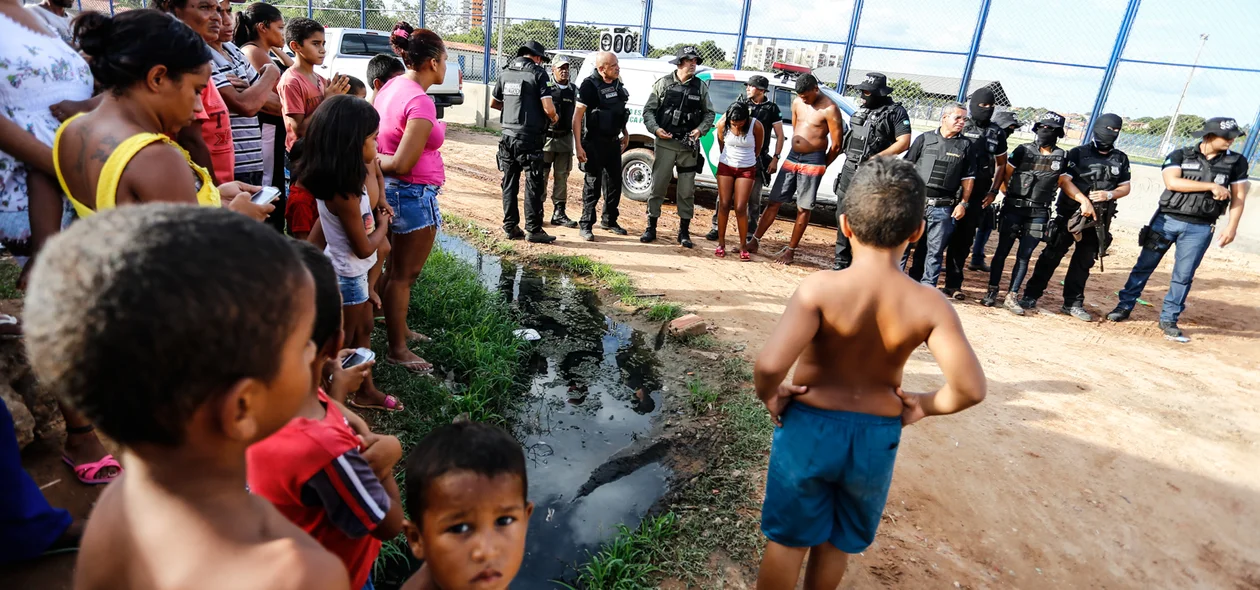 Polícia militar estoura boca de fumo em Teresina 