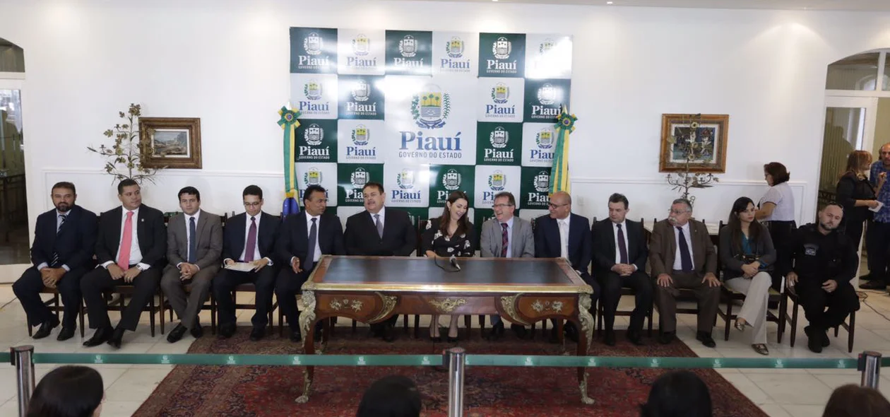 Secretaria de Justiça do Piauí promove agentes penitenciários