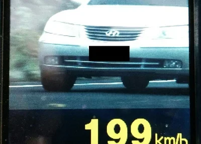 Veículo flagrado a 199km/h