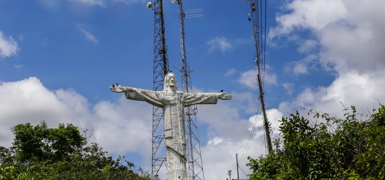 Cristo da cidade de Miguel Alves 