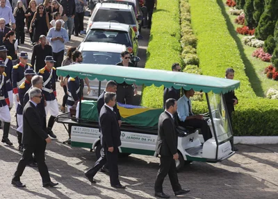 Sepultamento de Teori Zavascki