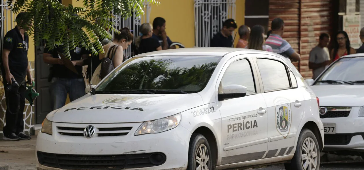 Perícia esteve no local do acidente