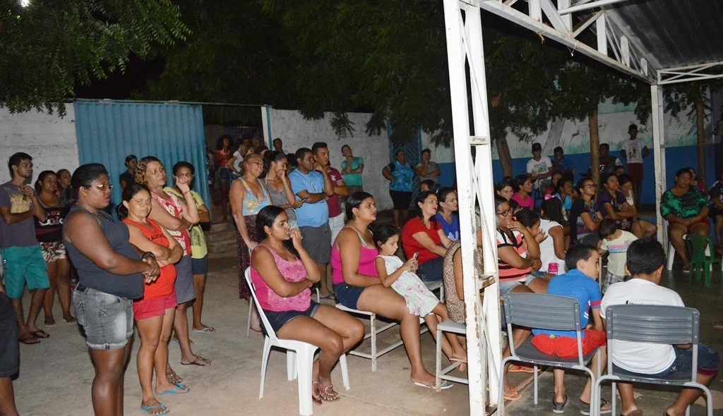 Comunidade do Morro da AABB pressiona pelo não fechamento de escola