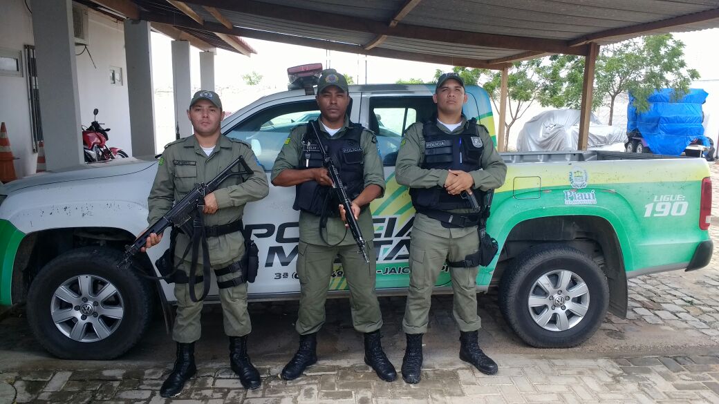 Equipe que efetuou a prisão do motorista
