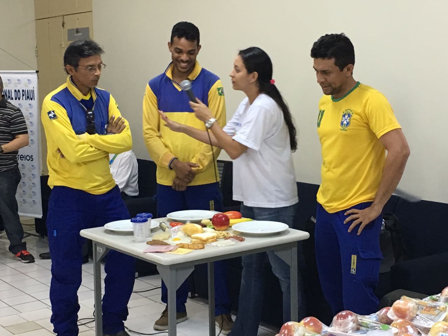 SESI Brasil realizando palestras para funcionários dos Correios 