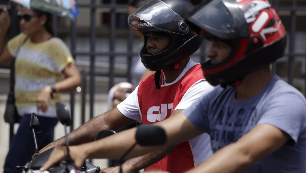 Funcionários do sistema de transporte coletivo de Teresina reivindica reajuste salarial