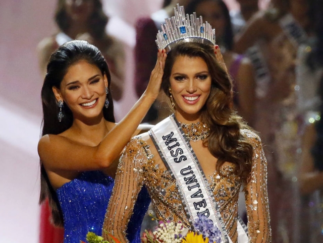 Iris Mittenaere é eleita Miss Universo 2017