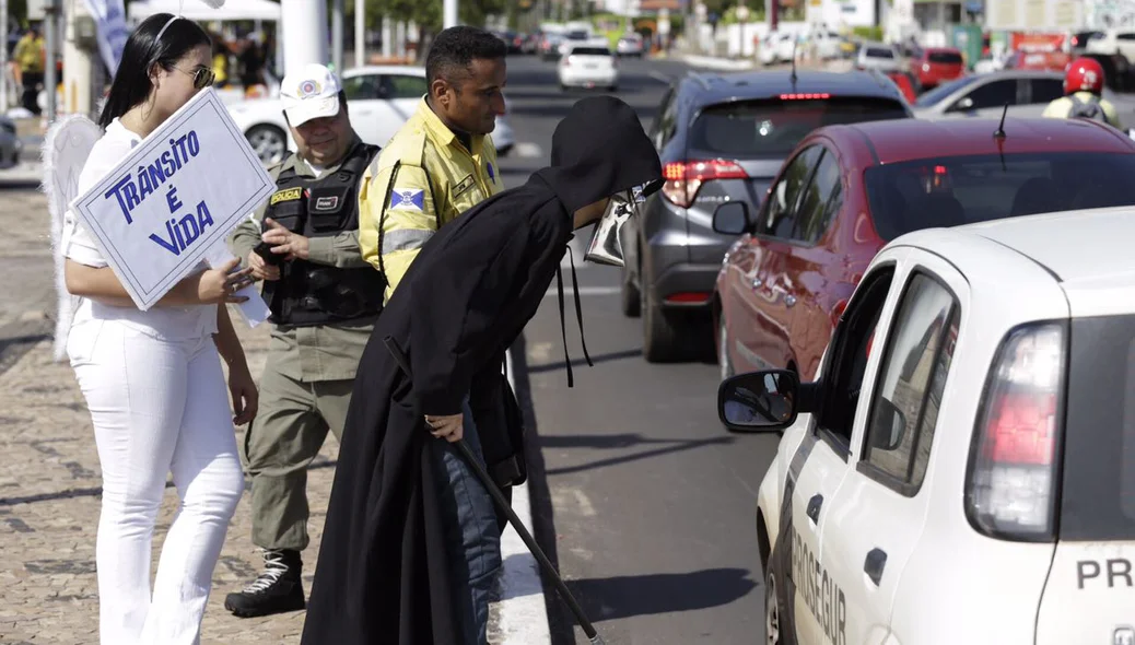 Personagem da morte advertiu motoristas