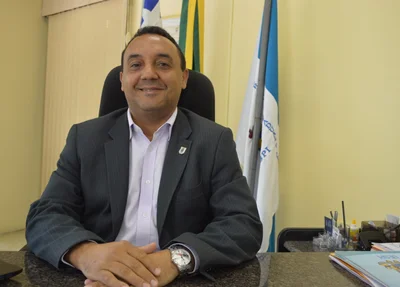 Reitor Nouga Cardoso