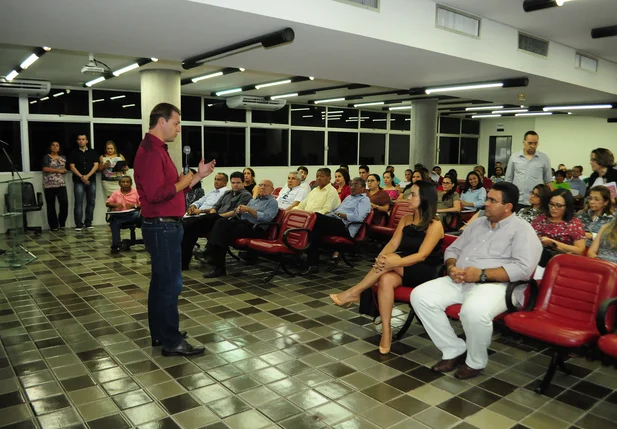 Roda de diálogo foi promovida pelo SESI