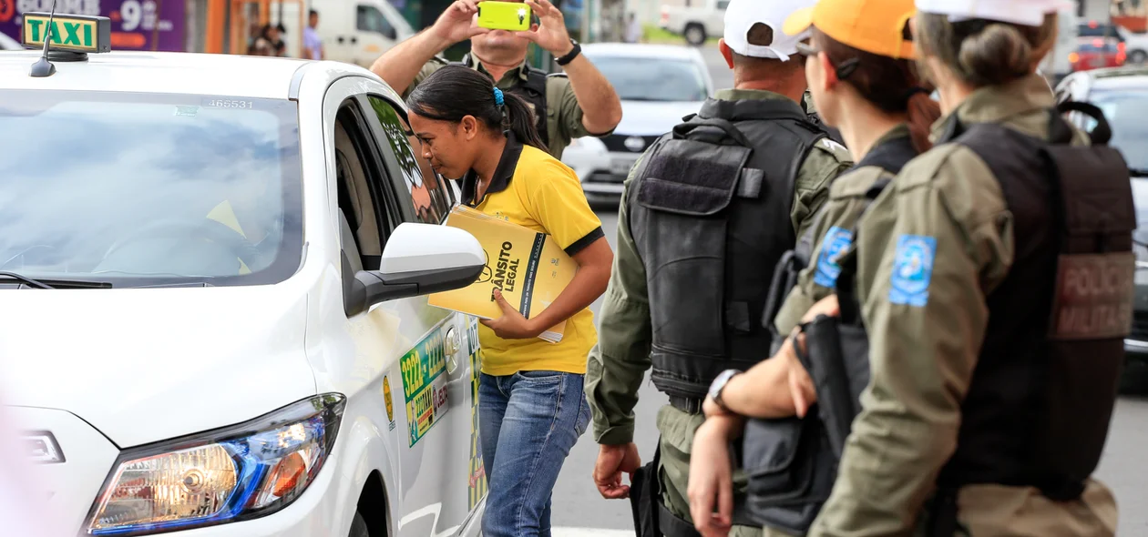 Detran e polícia Militar participaram da blitz educativa de pré-carnaval 