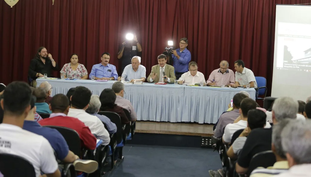 Wellington Dias participa de debate sobre  economia