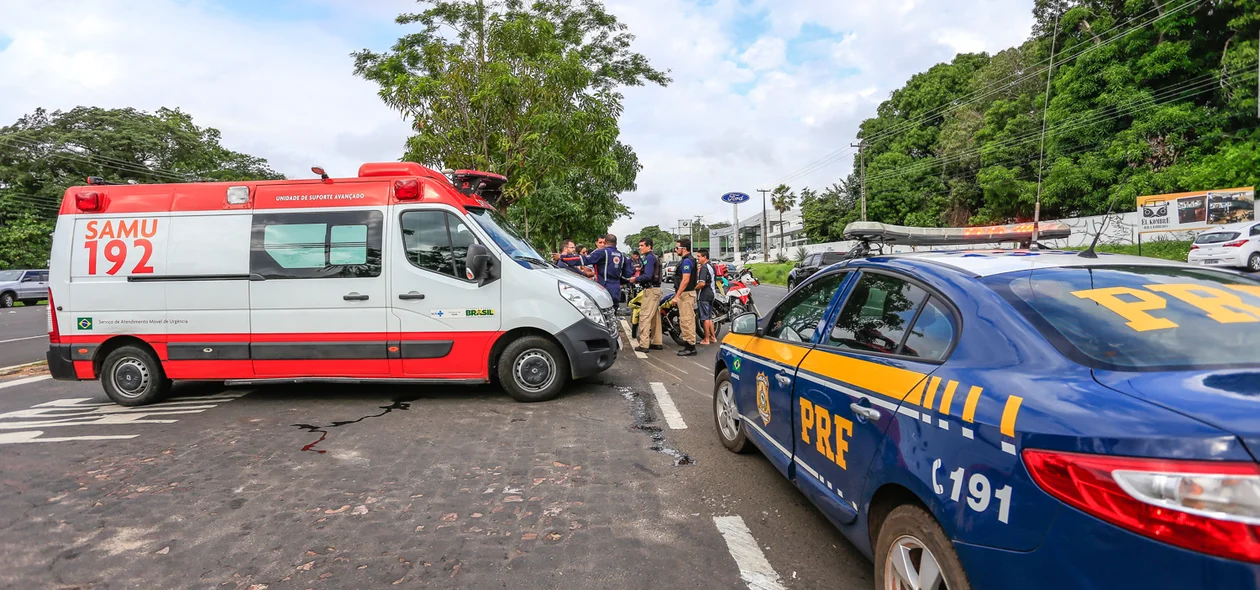A Polícia Rodoviária Federal esteve no local do acidente