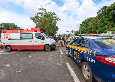 A Polícia Rodoviária Federal esteve no local do acidente
