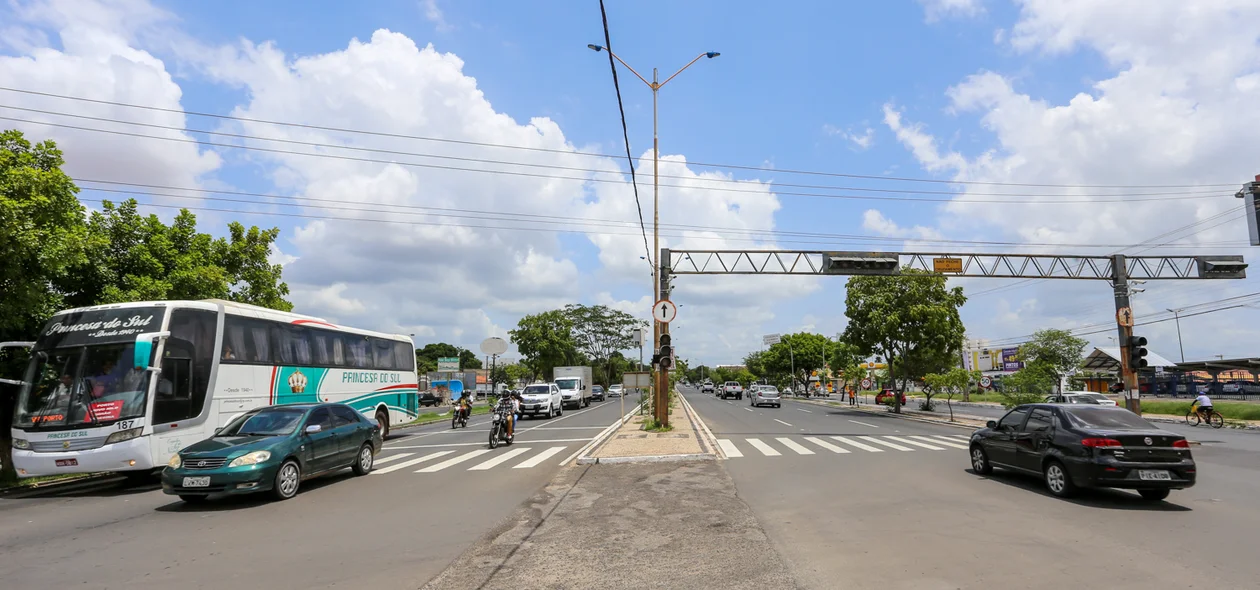 Semáforo com defeito