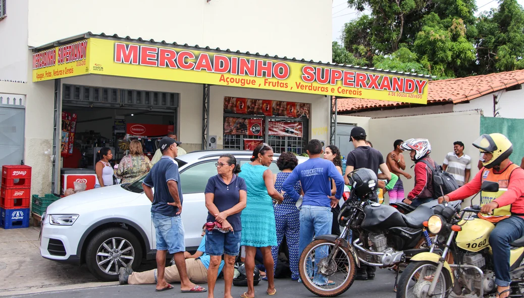 Acidente na rua Jaime Almeida