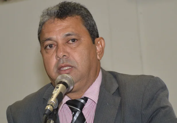 Renato (PRP) é o novo líer da oposição na Câmara de Picos