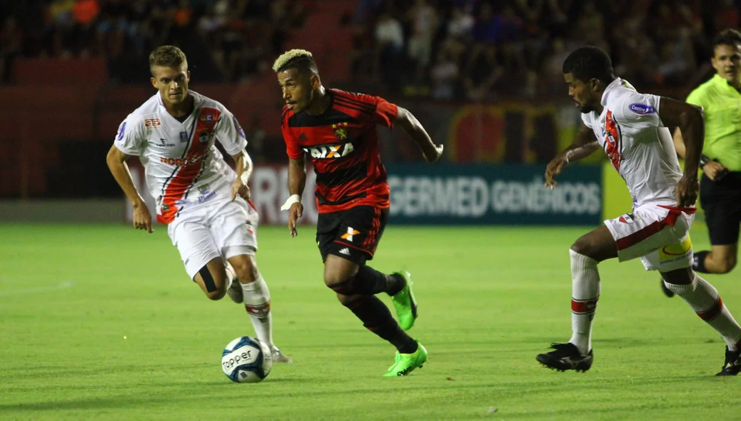 Jogo aconteceu na Ilha do Retiro