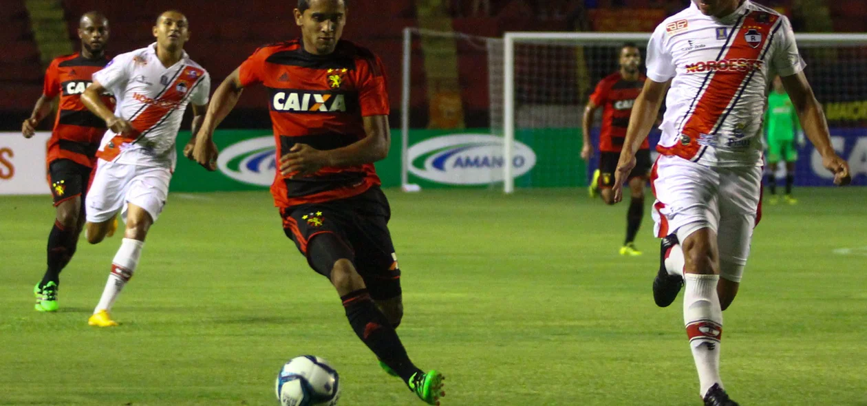 Sport começou pressionando
