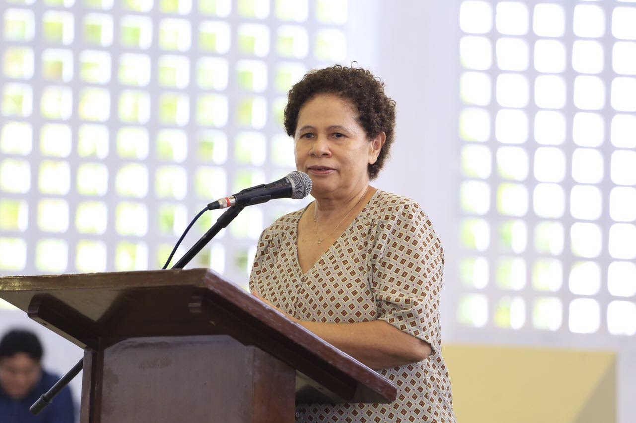 Senadora Regina Sousa