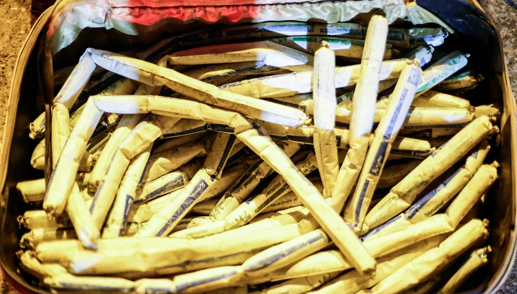 53 explosivos foram encontrados