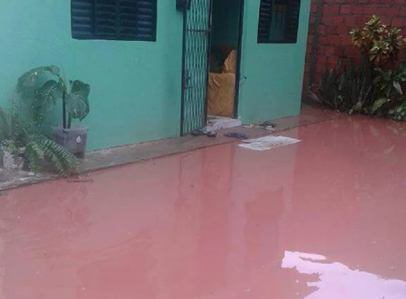 Casas ficaram alagadas após chuva no Vale do Gavião