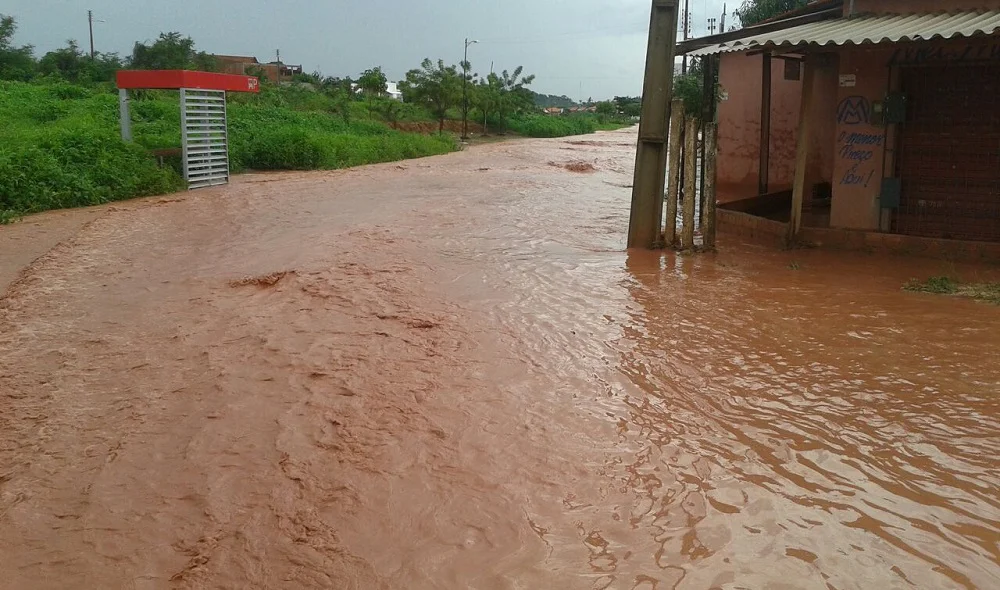 Chuva invadiu as casas após chuva no Vale do Gavião