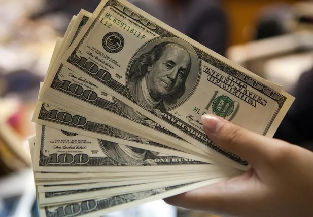 Dólar