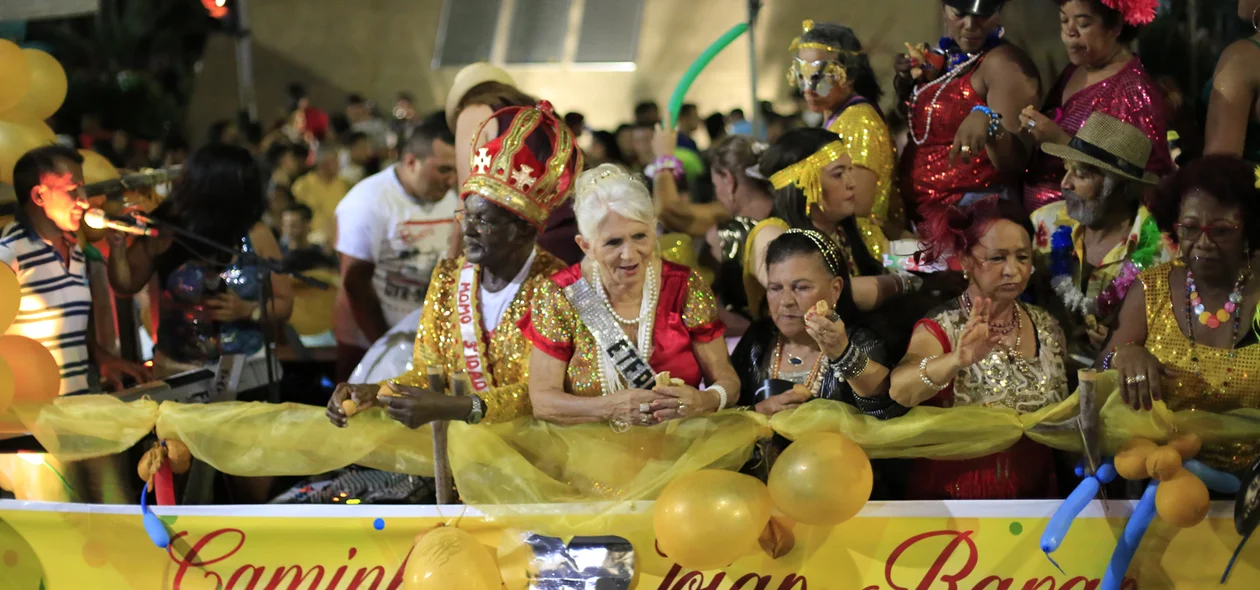 Caminhão Joias Raras no Corso 2017
