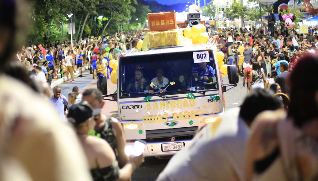 Caminhão Joias Raras também participa do Corso 2017