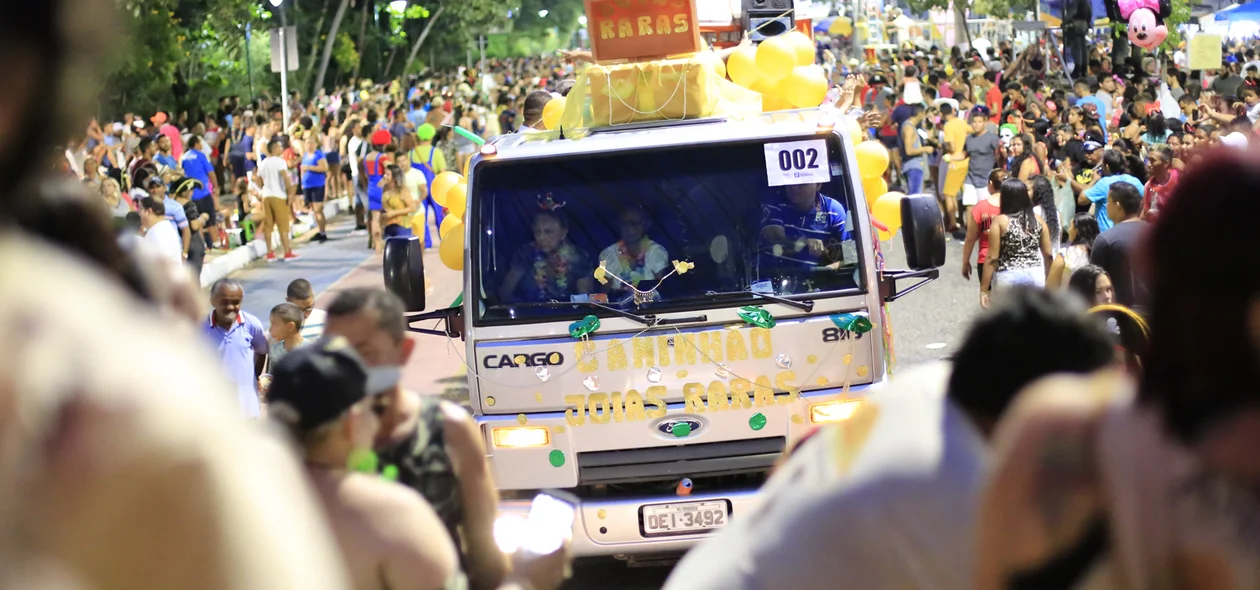 Caminhão Joias Raras também participa do Corso 2017