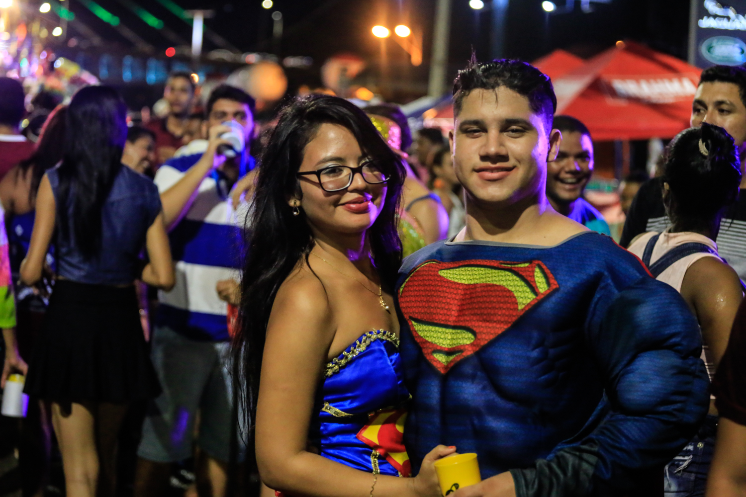 Casal foi combinando no Corso 2017