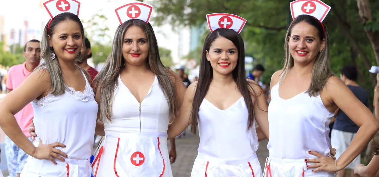 Grupo de amigas no Corso 2017