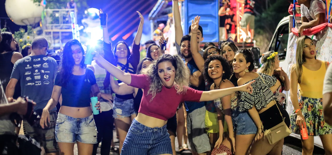 Muita gente no corso de em Teresina 