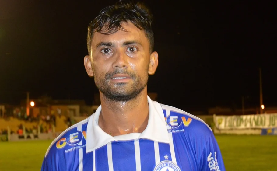 Thiago Granja, autor do terceiro gol do Parnahyba