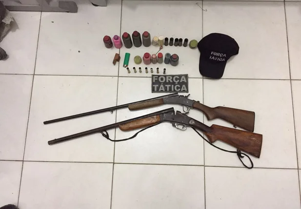 Armas e munições
