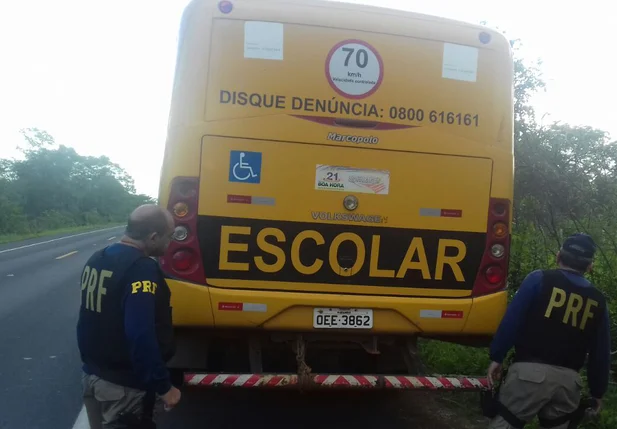 Ônibus pertence  prefeitura de Boa Hora no Piauí
