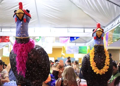 Enfeites do bloco Capote da Madrugada