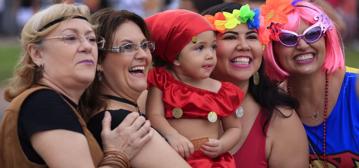 Foliões de todas as idades foram ao bloco Pinto da Morada
