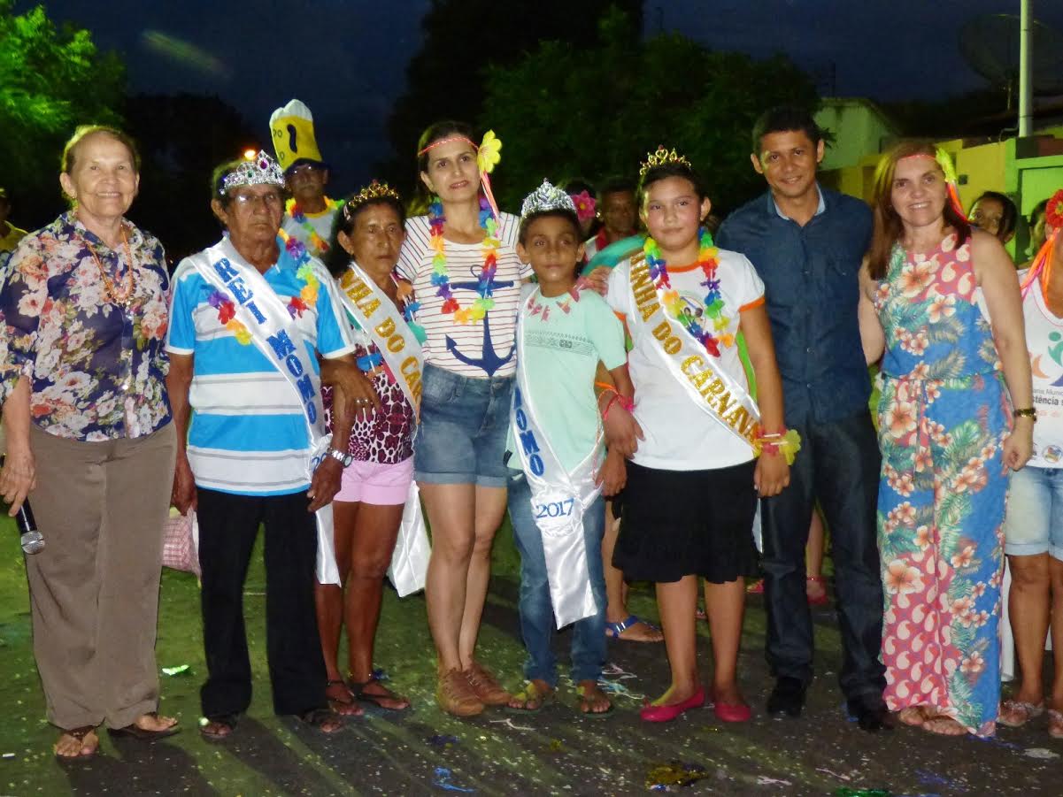 Idosos de Cocal animam carnaval do CRAS Folia